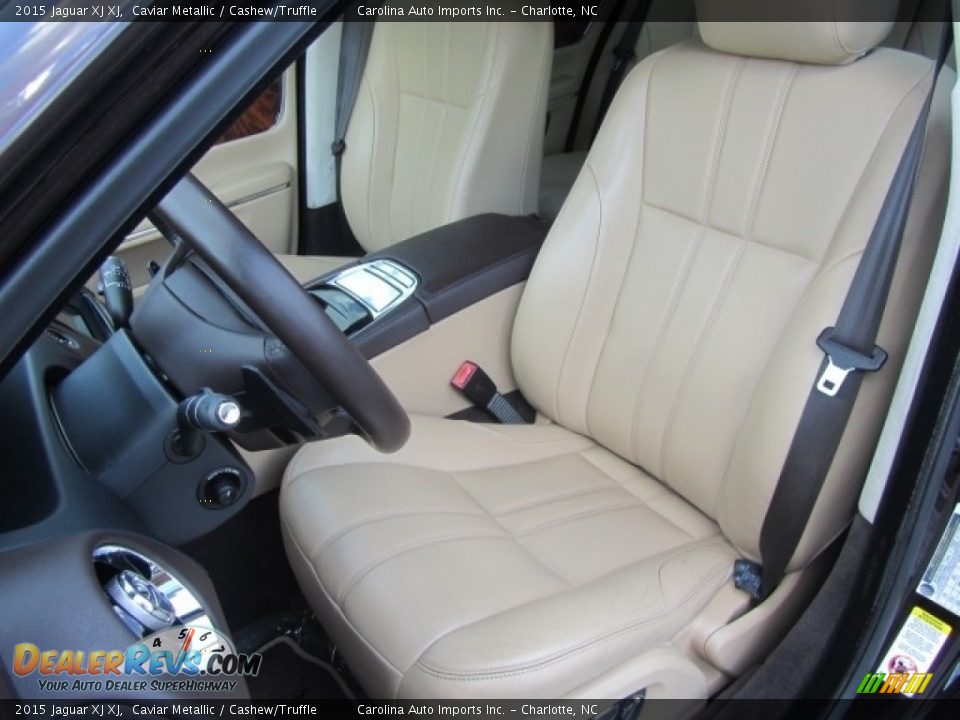 Front Seat of 2015 Jaguar XJ XJ Photo #19