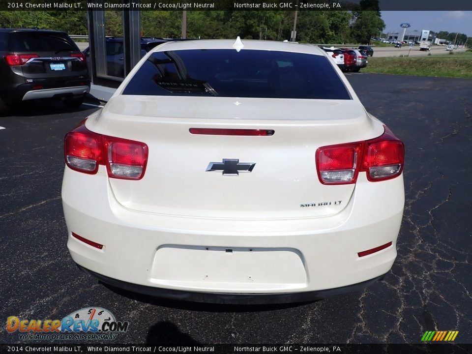 2014 Chevrolet Malibu LT White Diamond Tricoat / Cocoa/Light Neutral Photo #5