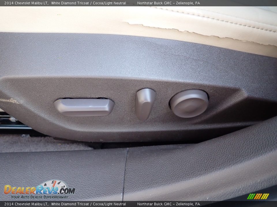 2014 Chevrolet Malibu LT White Diamond Tricoat / Cocoa/Light Neutral Photo #21