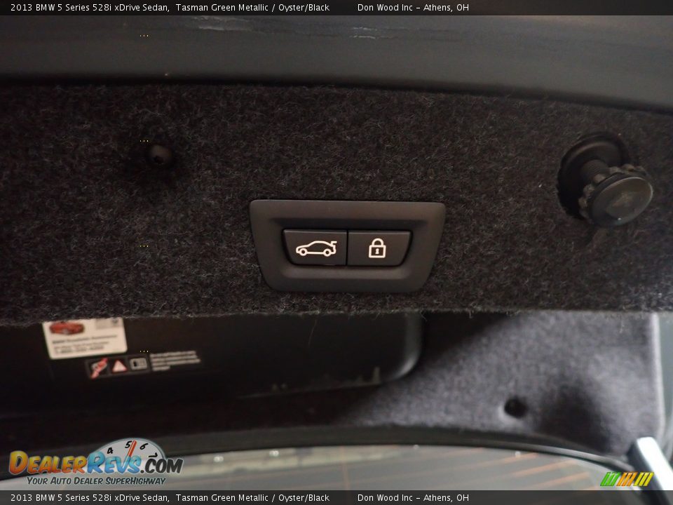 2013 BMW 5 Series 528i xDrive Sedan Tasman Green Metallic / Oyster/Black Photo #15