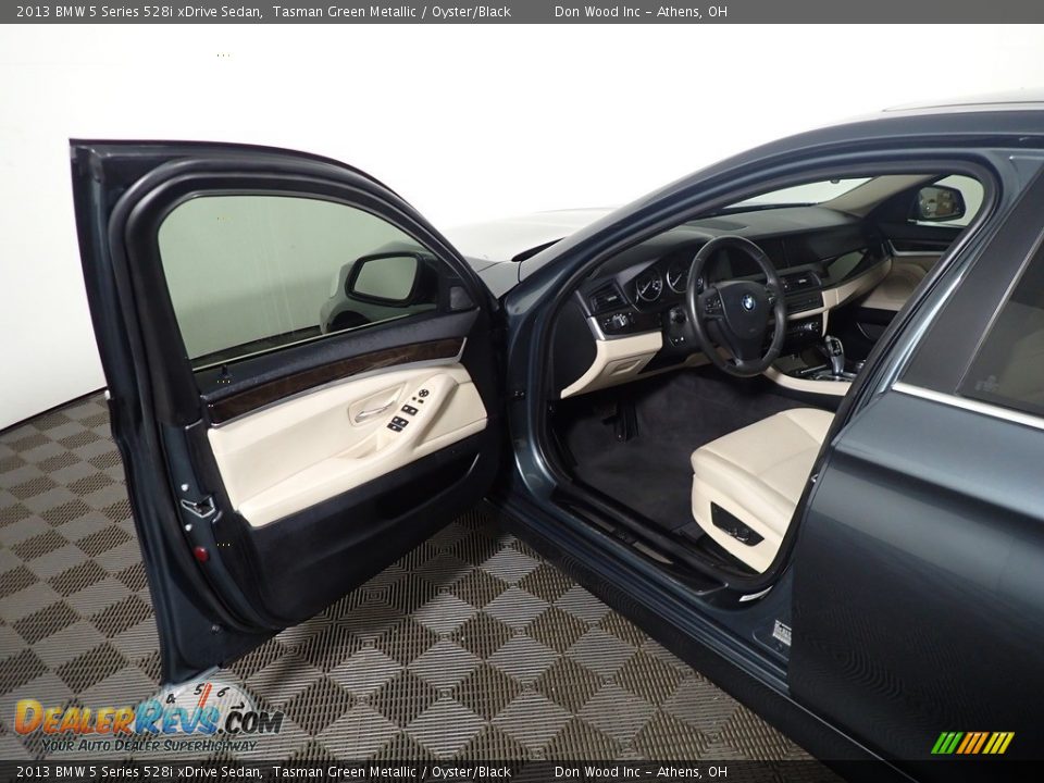 2013 BMW 5 Series 528i xDrive Sedan Tasman Green Metallic / Oyster/Black Photo #19