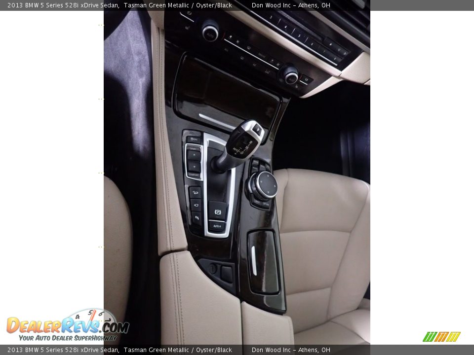 2013 BMW 5 Series 528i xDrive Sedan Tasman Green Metallic / Oyster/Black Photo #31