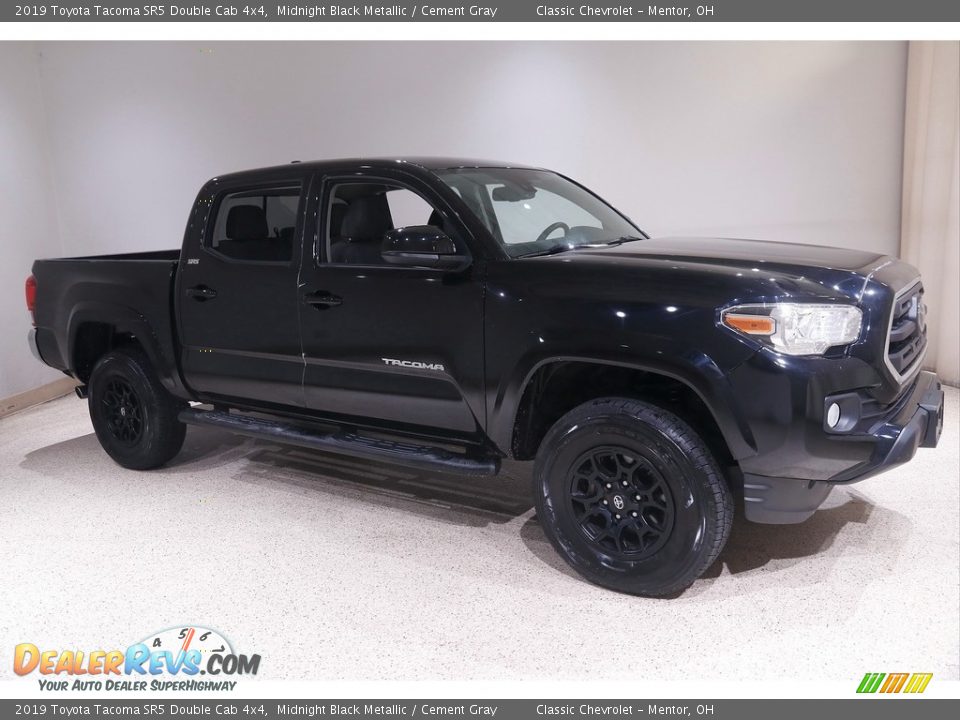 2019 Toyota Tacoma SR5 Double Cab 4x4 Midnight Black Metallic / Cement Gray Photo #1