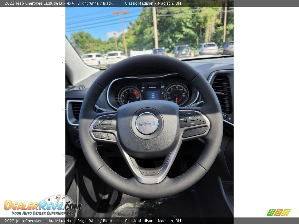 2022 Jeep Cherokee Latitude Lux 4x4 Bright White / Black Photo #5