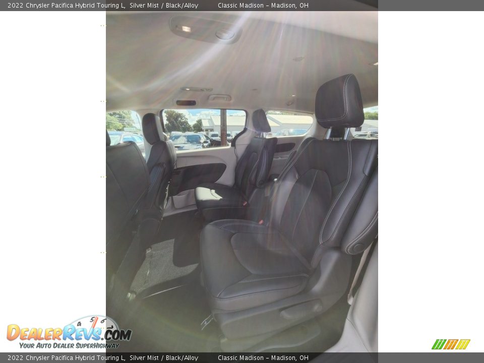 2022 Chrysler Pacifica Hybrid Touring L Silver Mist / Black/Alloy Photo #3