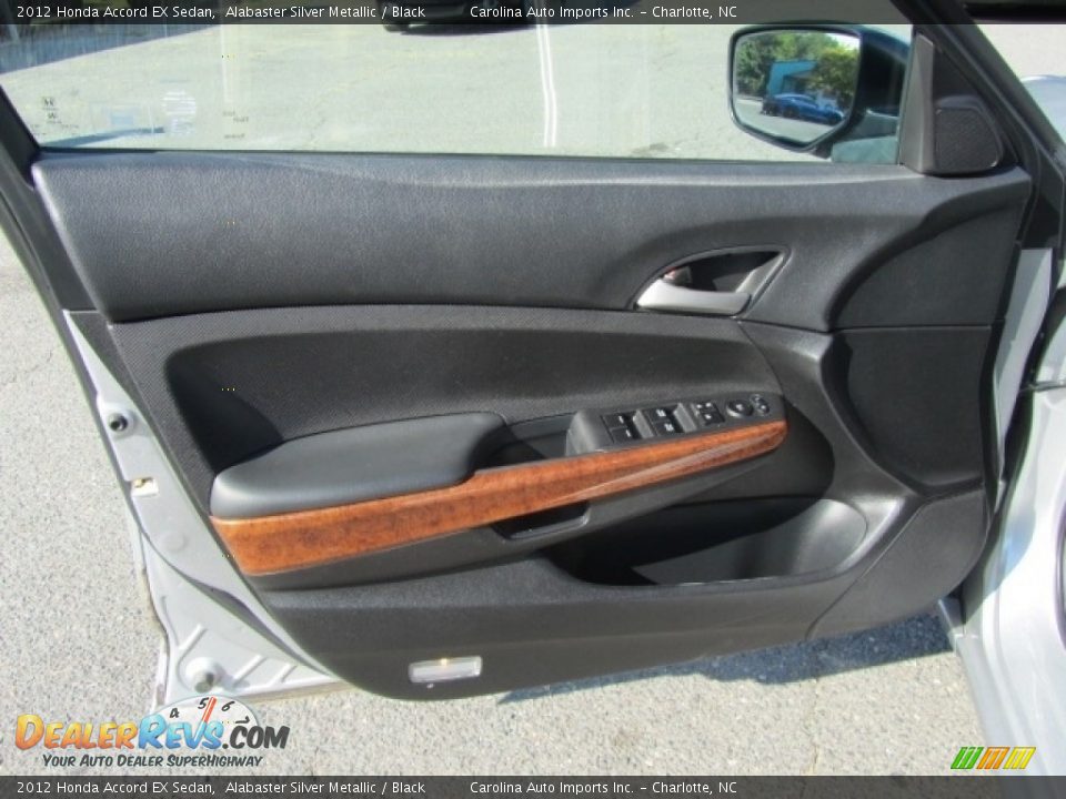 2012 Honda Accord EX Sedan Alabaster Silver Metallic / Black Photo #17