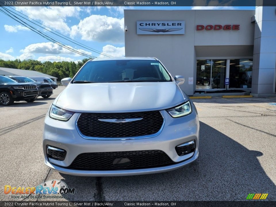 2022 Chrysler Pacifica Hybrid Touring L Silver Mist / Black/Alloy Photo #8