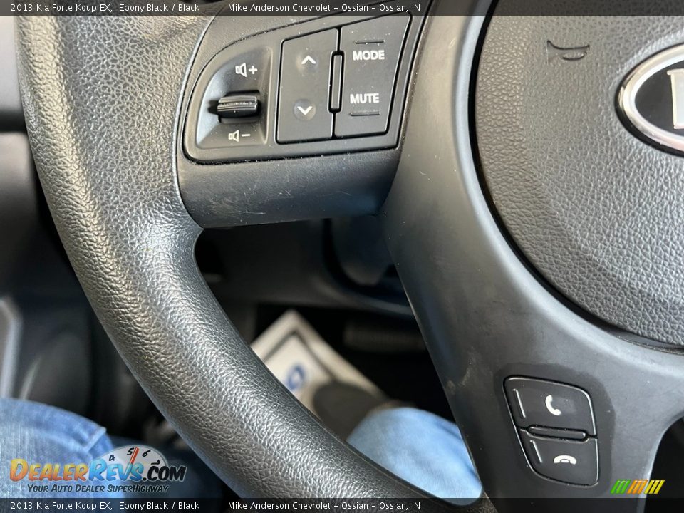 2013 Kia Forte Koup EX Steering Wheel Photo #19