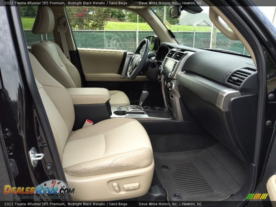 Front Seat of 2022 Toyota 4Runner SR5 Premium Photo #16