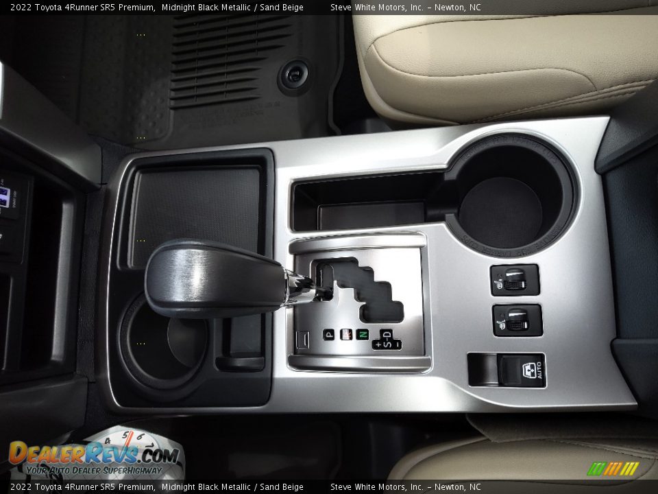 2022 Toyota 4Runner SR5 Premium Shifter Photo #25