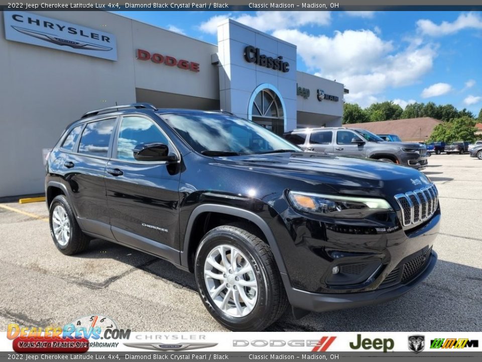 2022 Jeep Cherokee Latitude Lux 4x4 Diamond Black Crystal Pearl / Black Photo #1