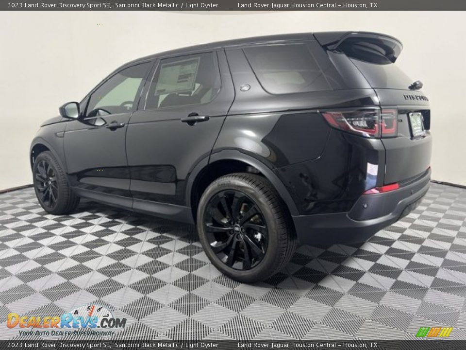 2023 Land Rover Discovery Sport SE Santorini Black Metallic / Light Oyster Photo #9