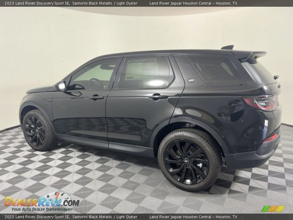 2023 Land Rover Discovery Sport SE Santorini Black Metallic / Light Oyster Photo #24