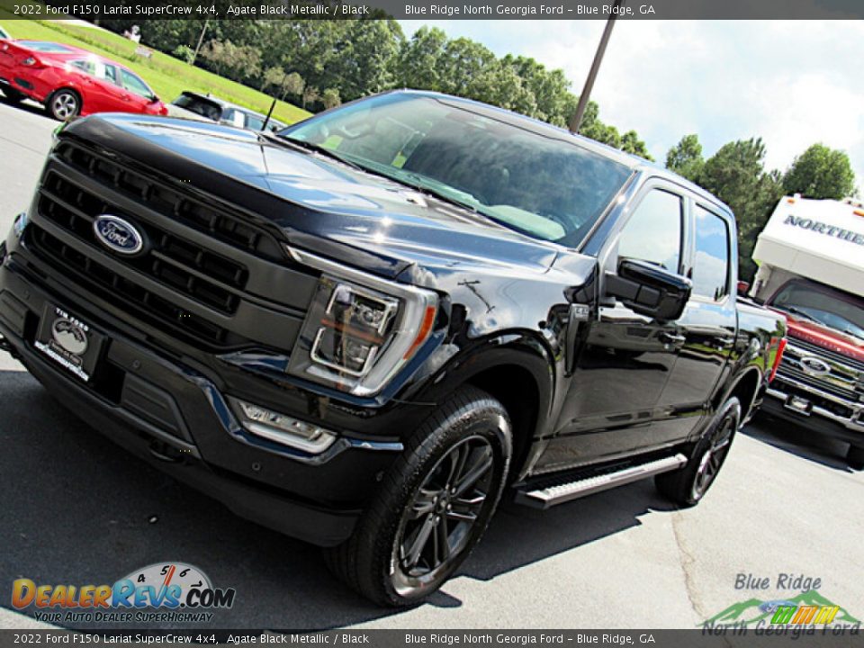 2022 Ford F150 Lariat SuperCrew 4x4 Agate Black Metallic / Black Photo #28