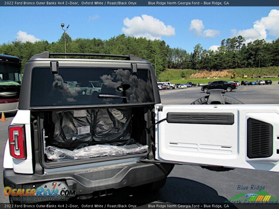 2022 Ford Bronco Outer Banks 4x4 2-Door Oxford White / Roast/Black Onyx Photo #14