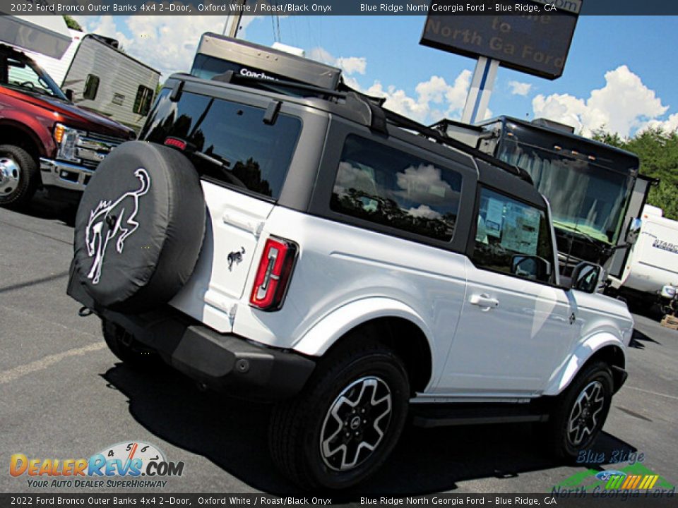 2022 Ford Bronco Outer Banks 4x4 2-Door Oxford White / Roast/Black Onyx Photo #27