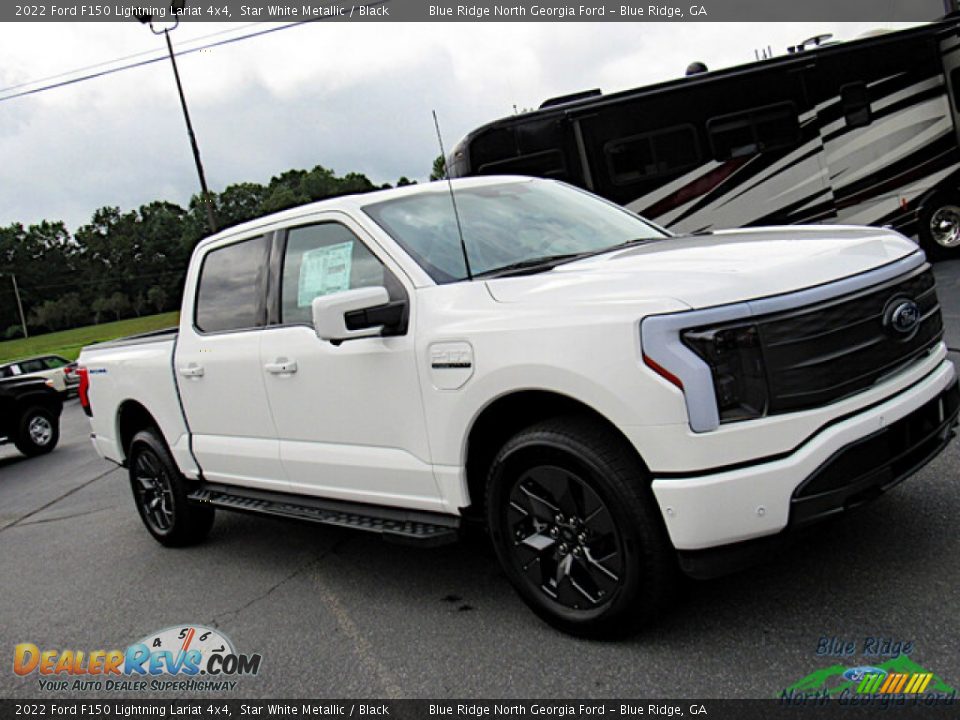 2022 Ford F150 Lightning Lariat 4x4 Star White Metallic / Black Photo #30