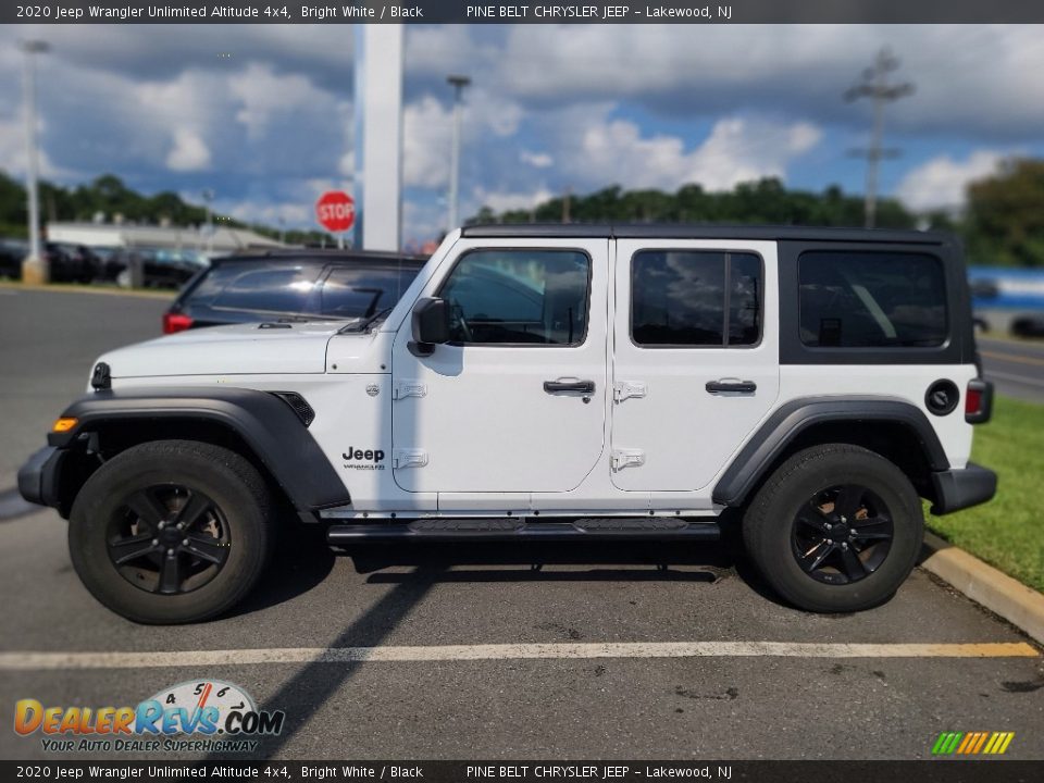 2020 Jeep Wrangler Unlimited Altitude 4x4 Bright White / Black Photo #3