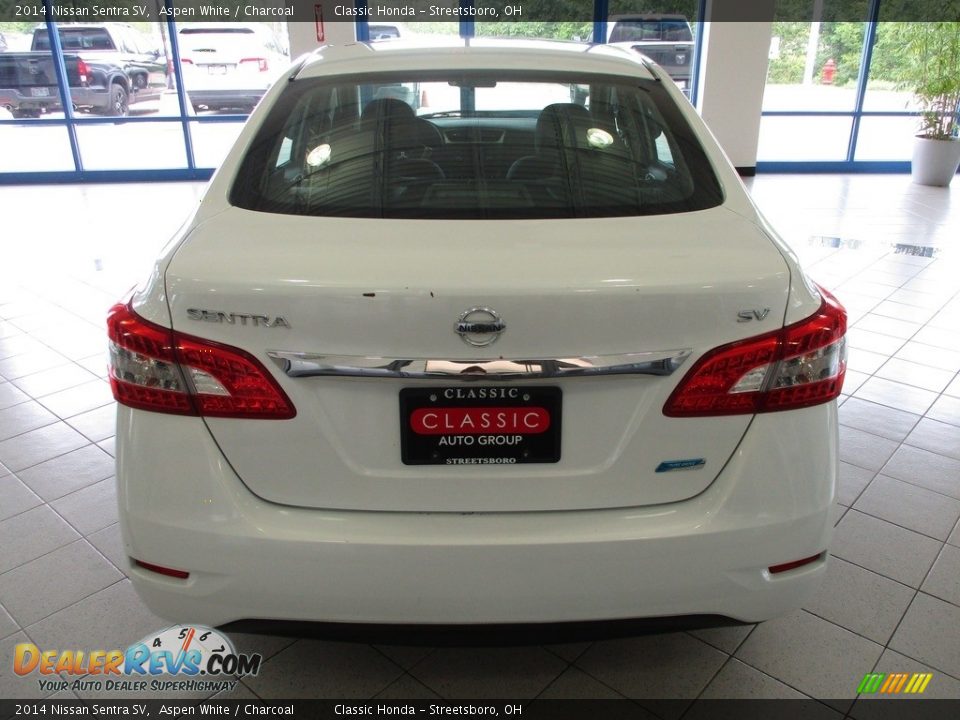 2014 Nissan Sentra SV Aspen White / Charcoal Photo #8