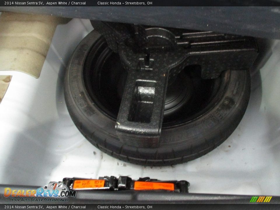 2014 Nissan Sentra SV Aspen White / Charcoal Photo #14