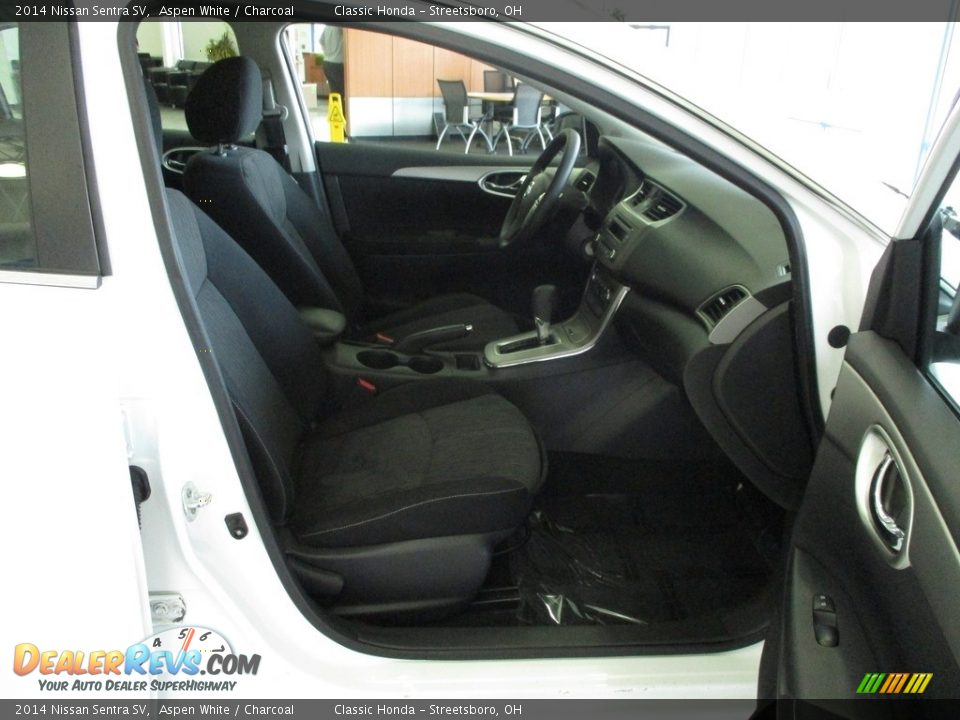 2014 Nissan Sentra SV Aspen White / Charcoal Photo #17