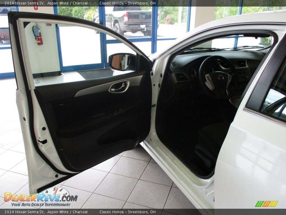 2014 Nissan Sentra SV Aspen White / Charcoal Photo #25