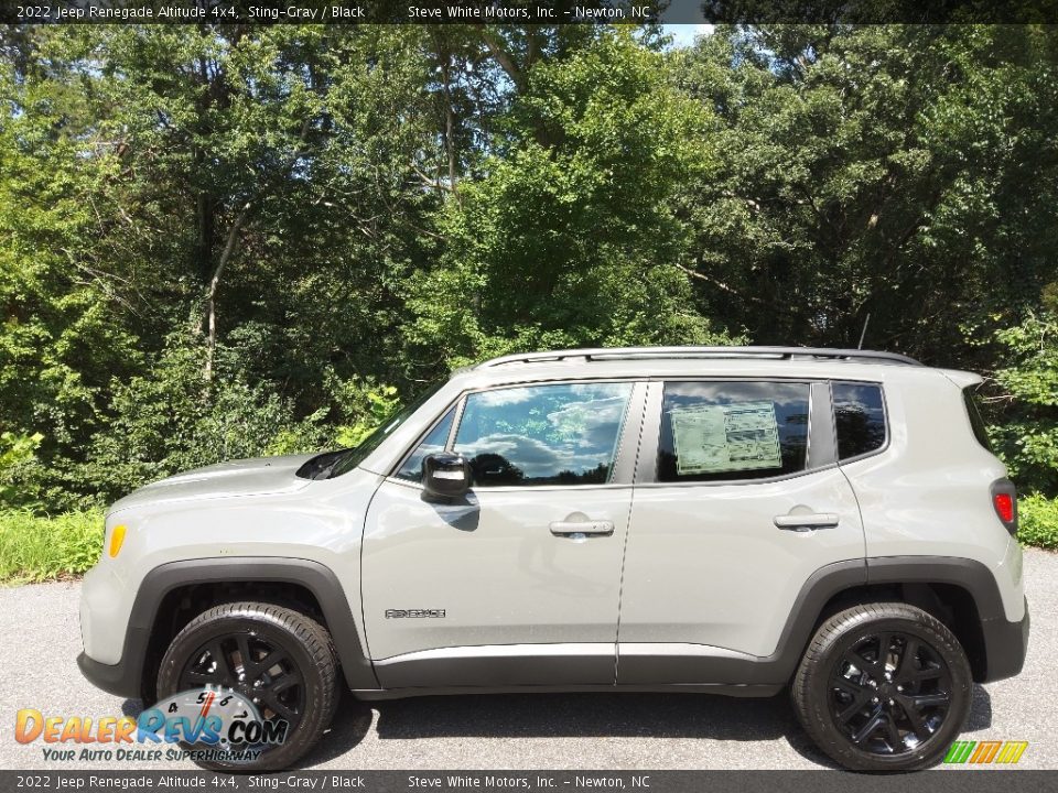 2022 Jeep Renegade Altitude 4x4 Sting-Gray / Black Photo #1