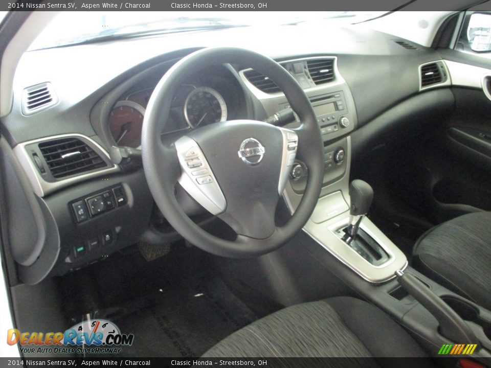 2014 Nissan Sentra SV Aspen White / Charcoal Photo #28