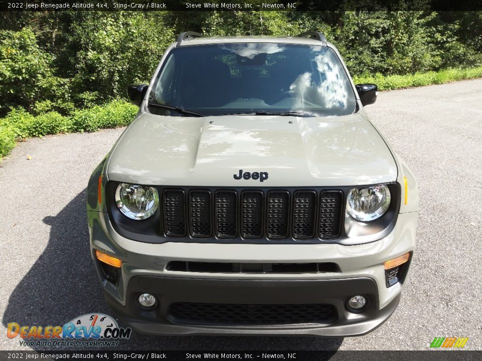 2022 Jeep Renegade Altitude 4x4 Sting-Gray / Black Photo #3