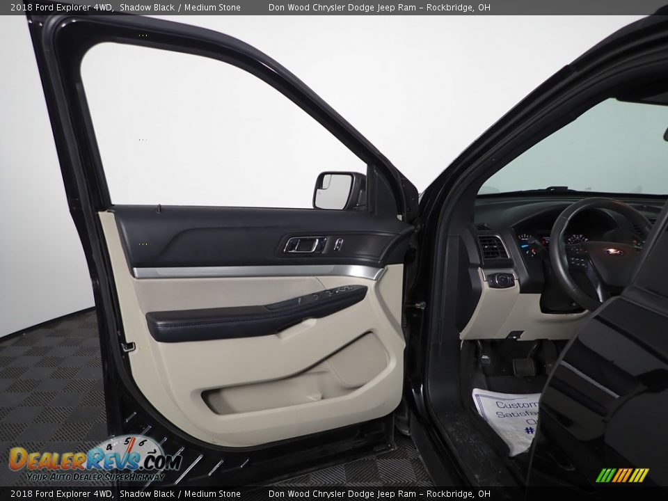 2018 Ford Explorer 4WD Shadow Black / Medium Stone Photo #10