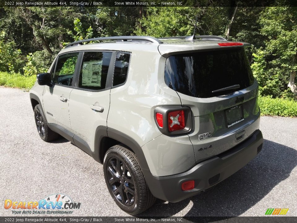 2022 Jeep Renegade Altitude 4x4 Sting-Gray / Black Photo #8