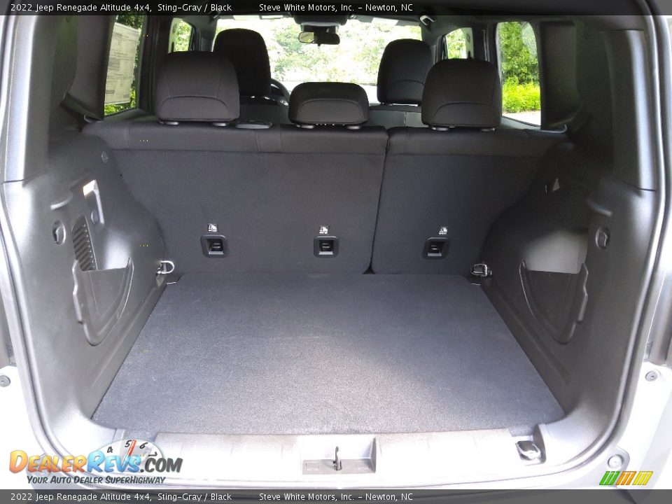 2022 Jeep Renegade Altitude 4x4 Trunk Photo #14