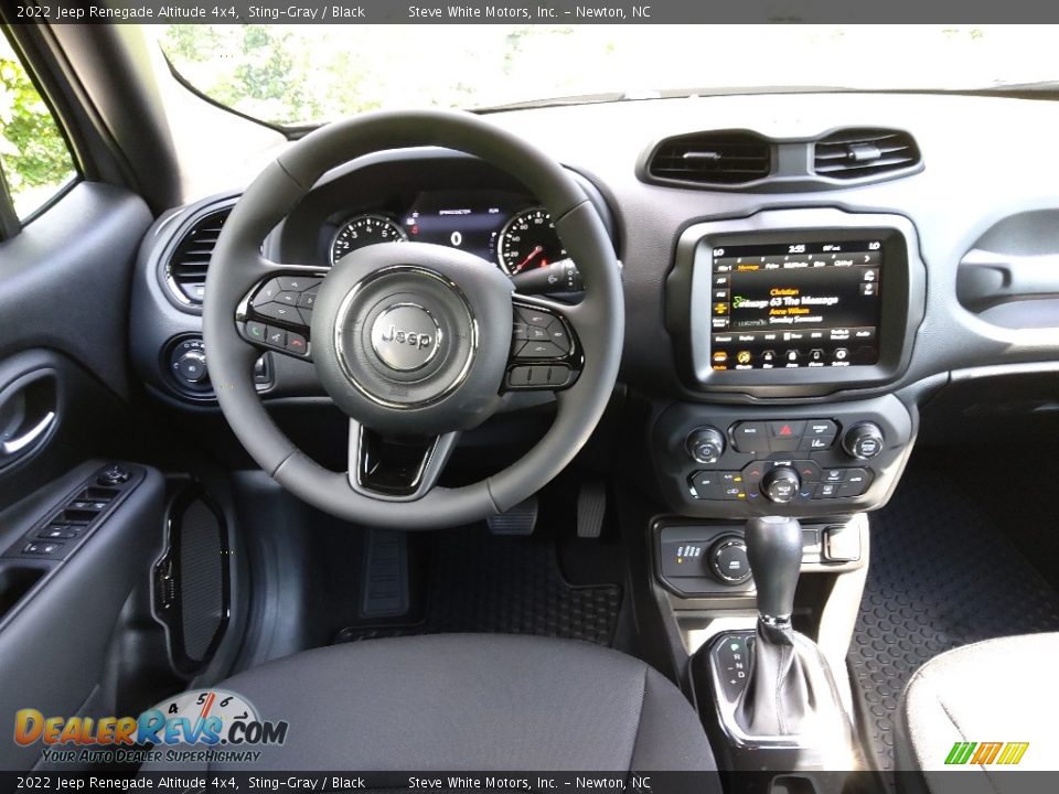 Dashboard of 2022 Jeep Renegade Altitude 4x4 Photo #17