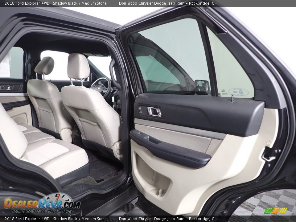 2018 Ford Explorer 4WD Shadow Black / Medium Stone Photo #30