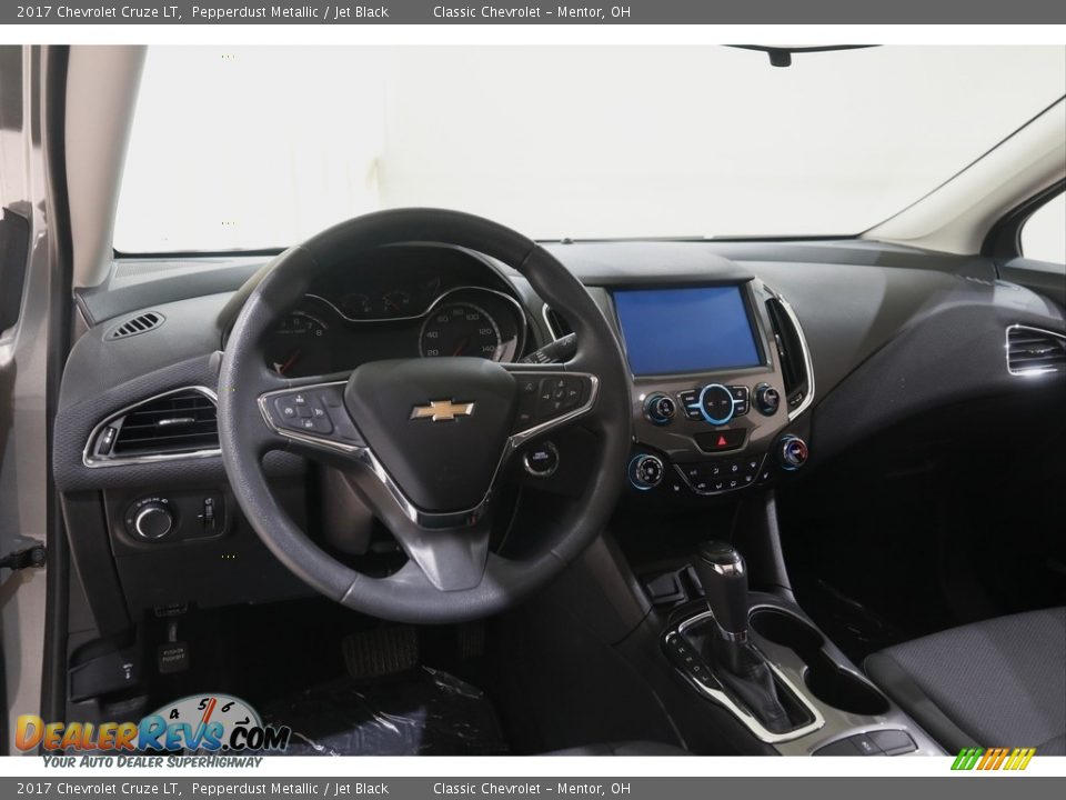 2017 Chevrolet Cruze LT Pepperdust Metallic / Jet Black Photo #6