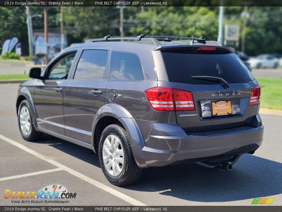 2019 Dodge Journey SE Granite Pearl / Black Photo #15