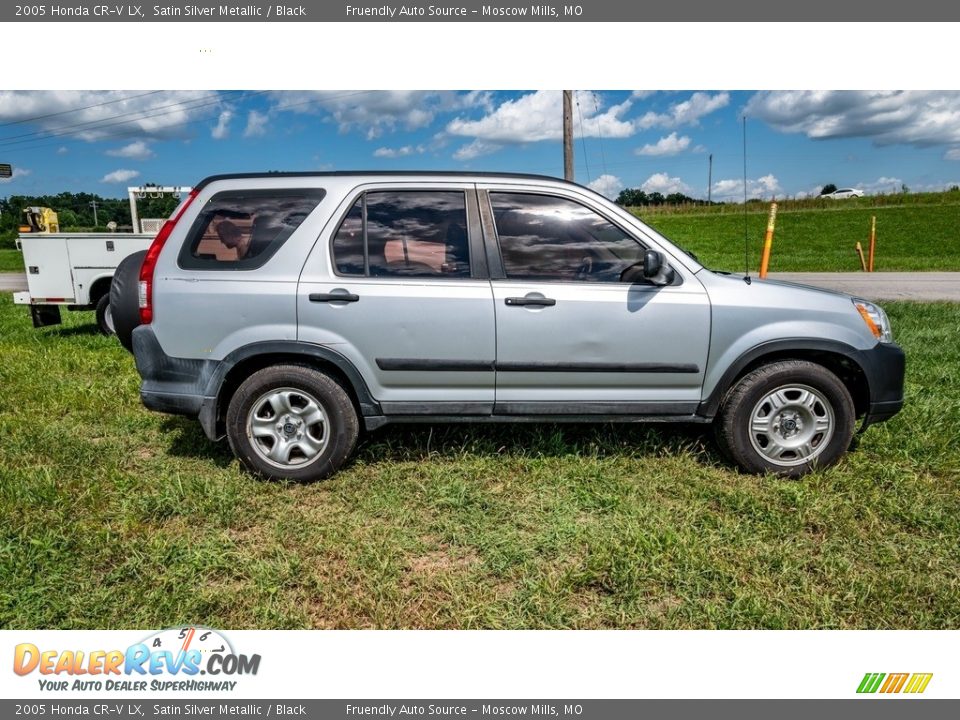 2005 Honda CR-V LX Satin Silver Metallic / Black Photo #2