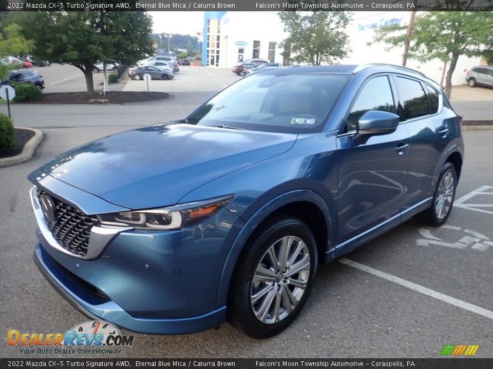 Front 3/4 View of 2022 Mazda CX-5 Turbo Signature AWD Photo #7