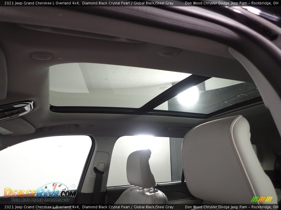 2021 Jeep Grand Cherokee L Overland 4x4 Diamond Black Crystal Pearl / Global Black/Steel Gray Photo #4