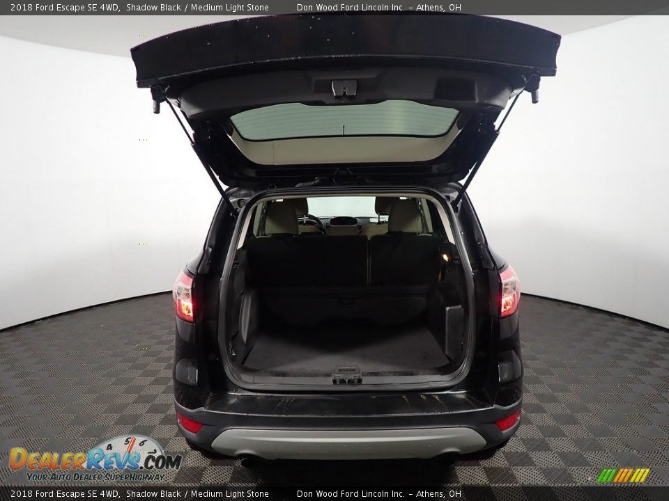 2018 Ford Escape SE 4WD Shadow Black / Medium Light Stone Photo #14