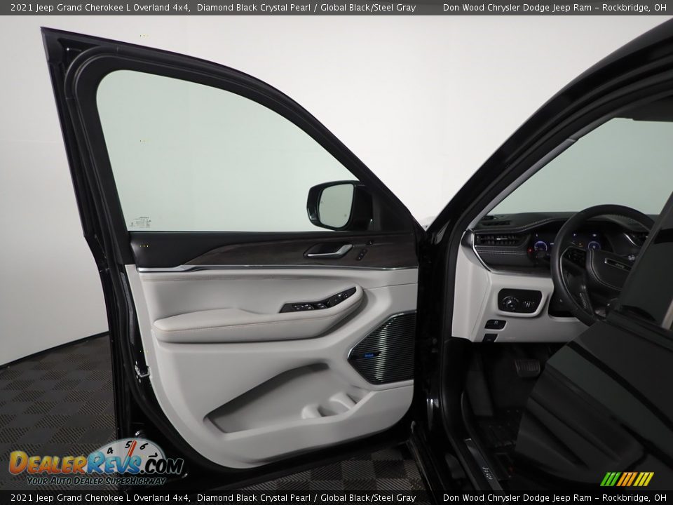 2021 Jeep Grand Cherokee L Overland 4x4 Diamond Black Crystal Pearl / Global Black/Steel Gray Photo #14