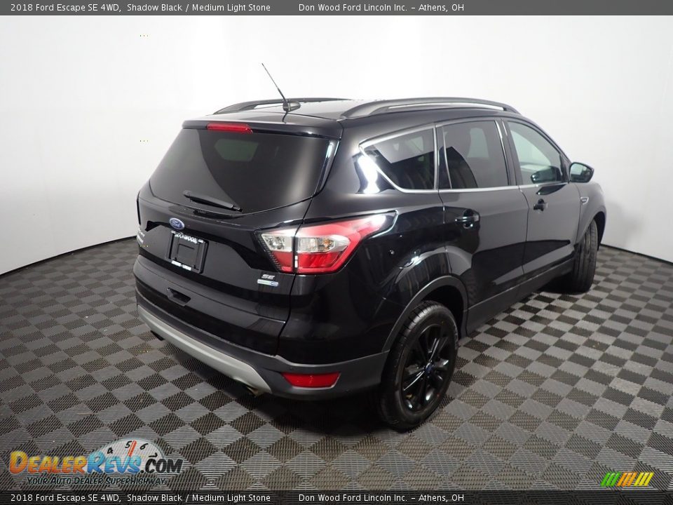 2018 Ford Escape SE 4WD Shadow Black / Medium Light Stone Photo #17