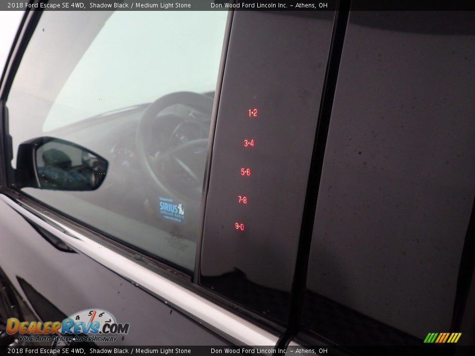 2018 Ford Escape SE 4WD Shadow Black / Medium Light Stone Photo #20