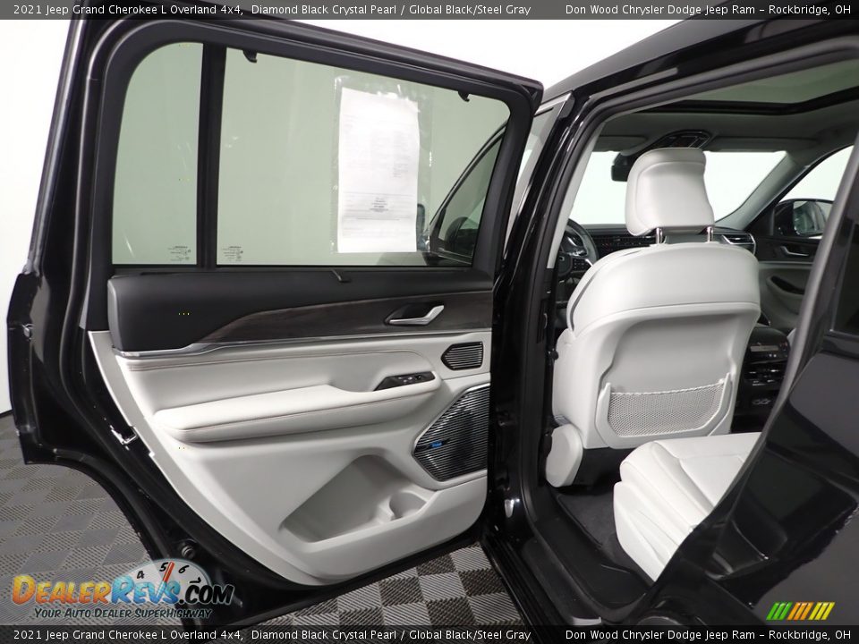 2021 Jeep Grand Cherokee L Overland 4x4 Diamond Black Crystal Pearl / Global Black/Steel Gray Photo #26
