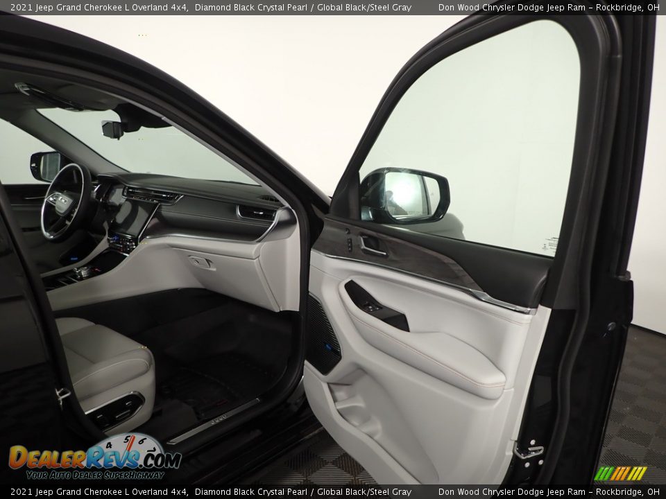 2021 Jeep Grand Cherokee L Overland 4x4 Diamond Black Crystal Pearl / Global Black/Steel Gray Photo #31