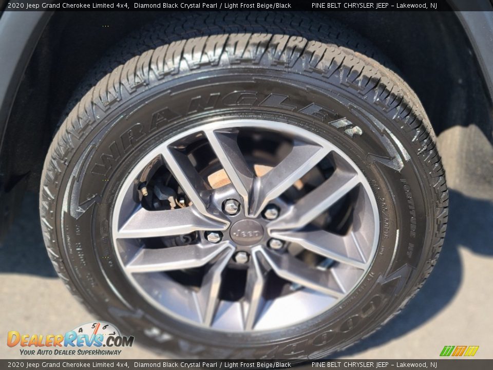 2020 Jeep Grand Cherokee Limited 4x4 Diamond Black Crystal Pearl / Light Frost Beige/Black Photo #33