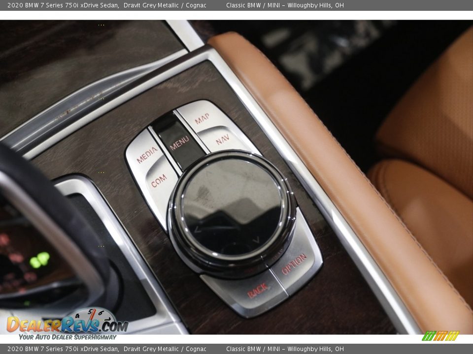Controls of 2020 BMW 7 Series 750i xDrive Sedan Photo #17