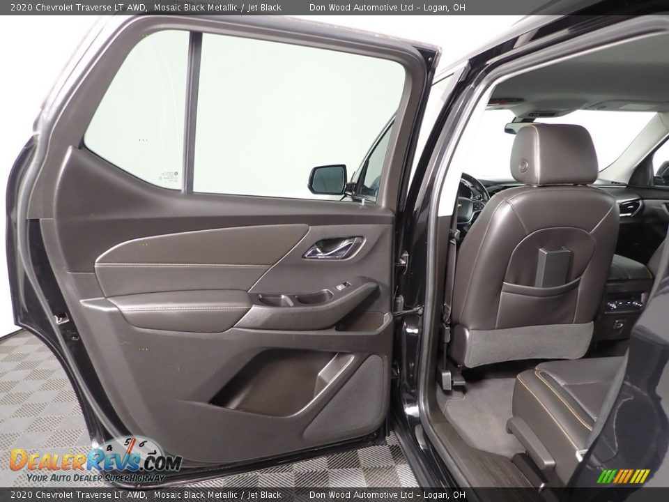 2020 Chevrolet Traverse LT AWD Mosaic Black Metallic / Jet Black Photo #23