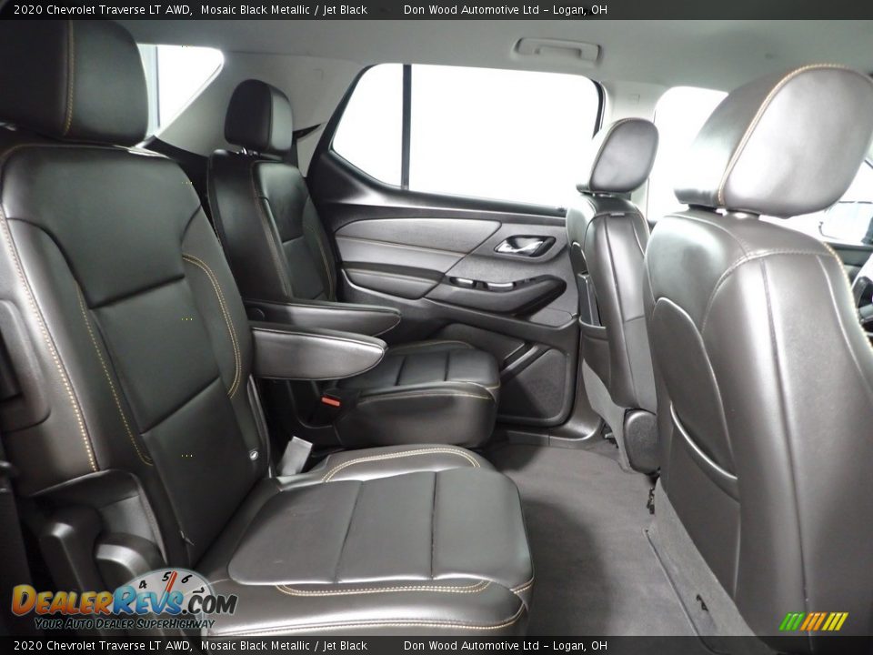 2020 Chevrolet Traverse LT AWD Mosaic Black Metallic / Jet Black Photo #32