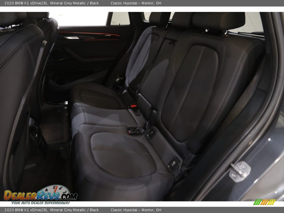 2020 BMW X1 xDrive28i Mineral Grey Metallic / Black Photo #18
